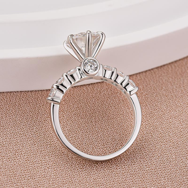 Moissanite 2.0 Ct 6 Prong Round Cut White Gold Engagement Ring