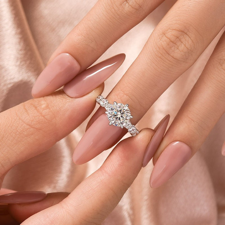 Moissanite 2.0 Ct 6 Prong Round Cut White Gold Engagement Ring