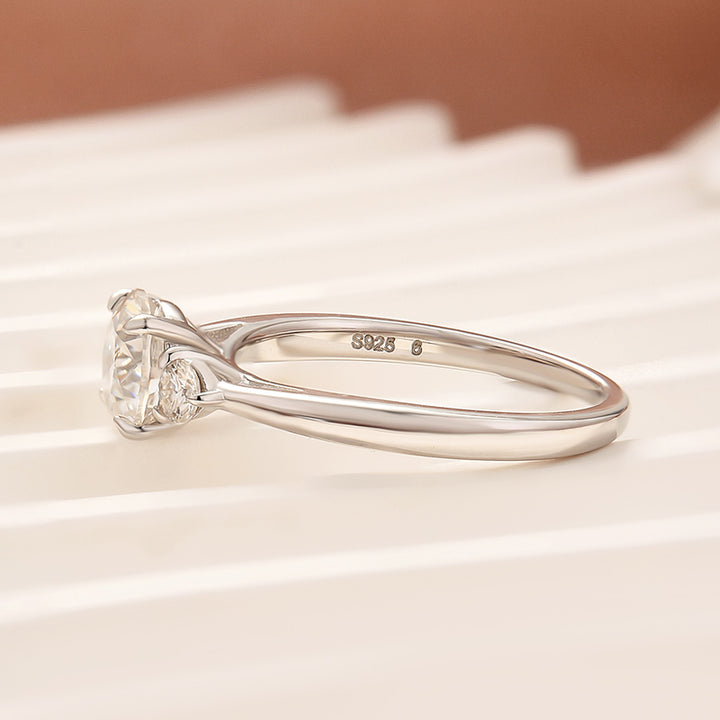 1.0Ct Three Stone Round Cut Moissanite Ring in S925 Sterling Silver