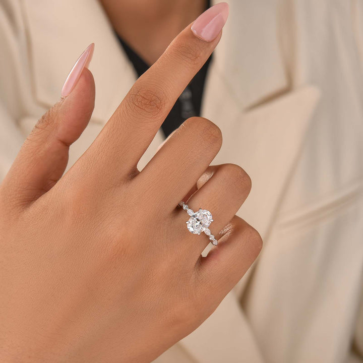 Moissanite 2.5CT Oval Cut Classic Side Stone Everyday Wearable Engagement Ring For Women