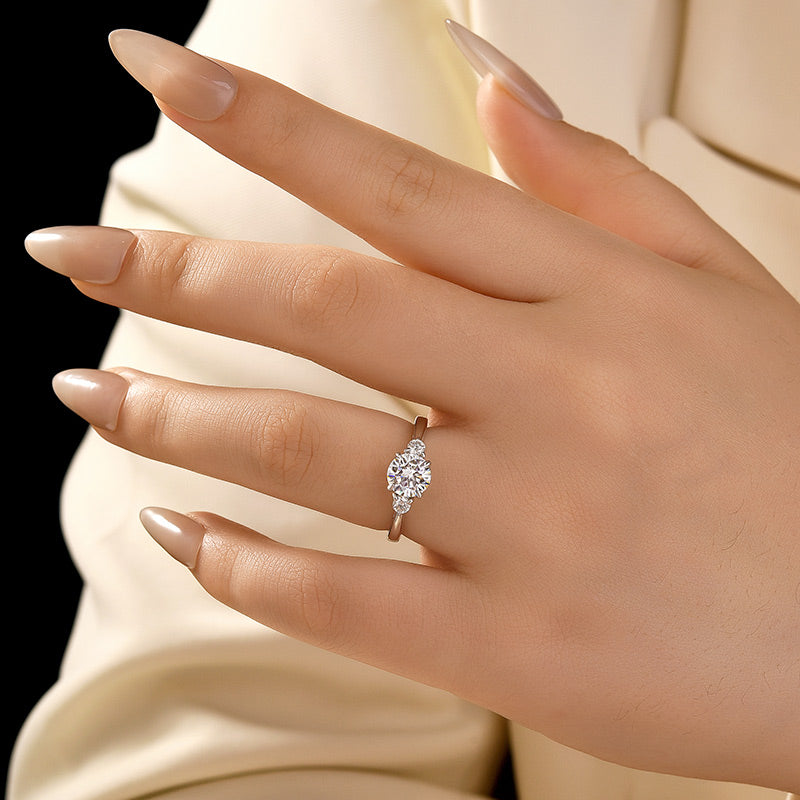 1.0Ct Three Stone Round Cut Moissanite Ring in S925 Sterling Silver