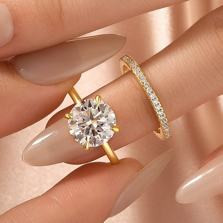 Moissanite 4.0Ct Solitaire Round Cut Yellow Gold Engagement Ring with Eternity Thin Wedding Band