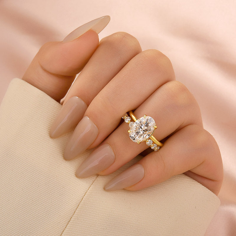 Moissanite 4.0Ct Hidden Halo Oval Cut Yellow Gold Engagement Ring with 1.5Ct Round Cut Wedding Band