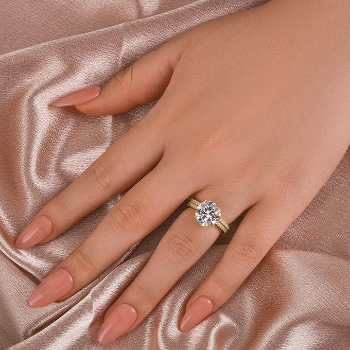 Rodiffy Moissanite 4.0 Ct Round Cut Yellow Gold Wedding Ring Set