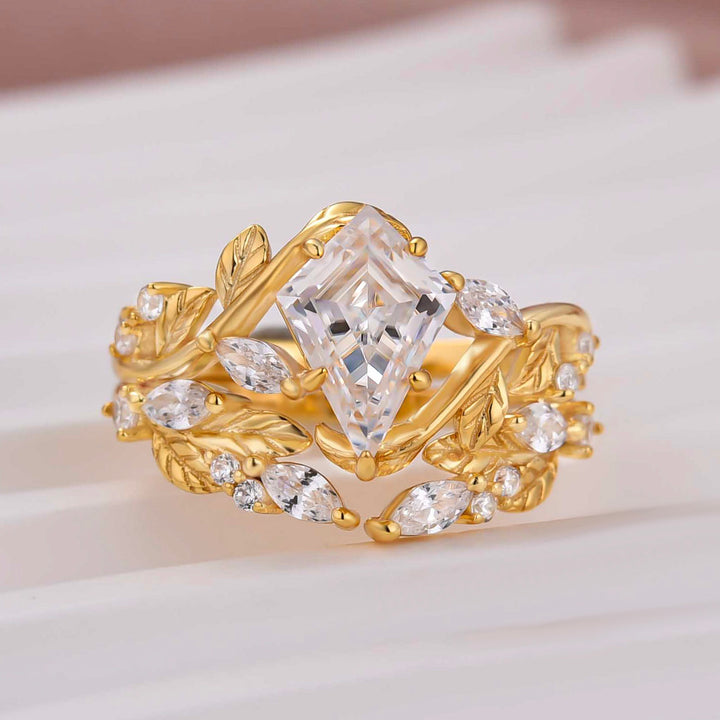 Moissanite 2.2Ct Kite Cut Enhancer Vintage Leaf Vine Ring Sets In Sterling Silver