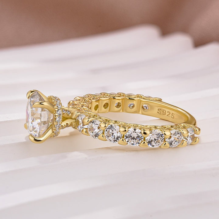 Moissanite 2.0 Ct Round Cut Down Pavé Engagement Ring