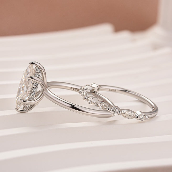 Moissanite 2.0 Ct Marquise Cut Solitaire White Gold Engagement Ring with Round &amp; Marquise Accents Bands