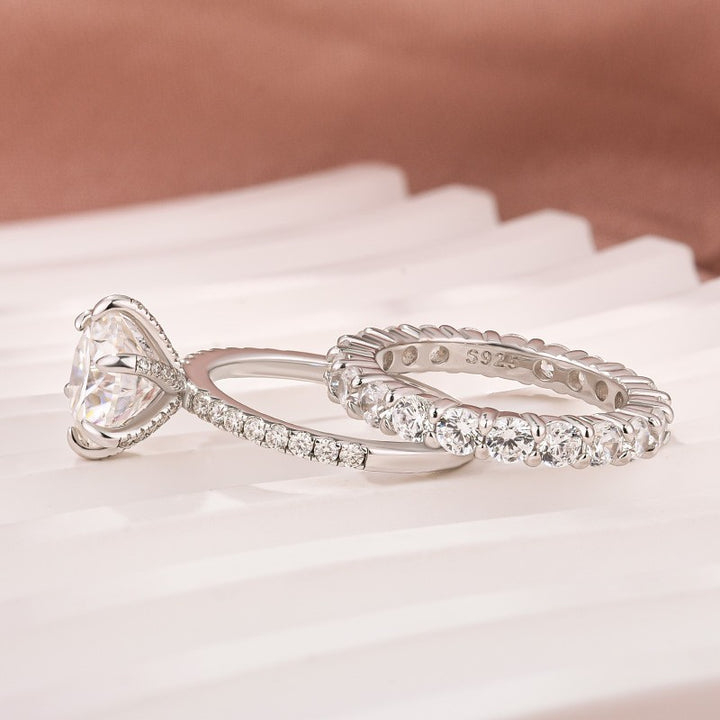 Moissanite 2.0Ct~4.0Ct Round Cut White Gold Wedding Ring Set