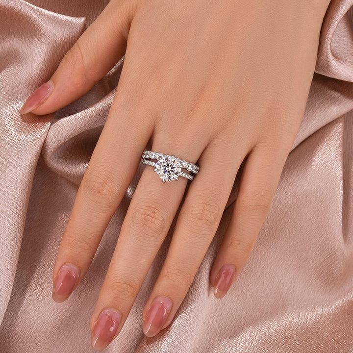 Moissanite 2.0Ct~4.0Ct Round Cut White Gold Wedding Ring Set