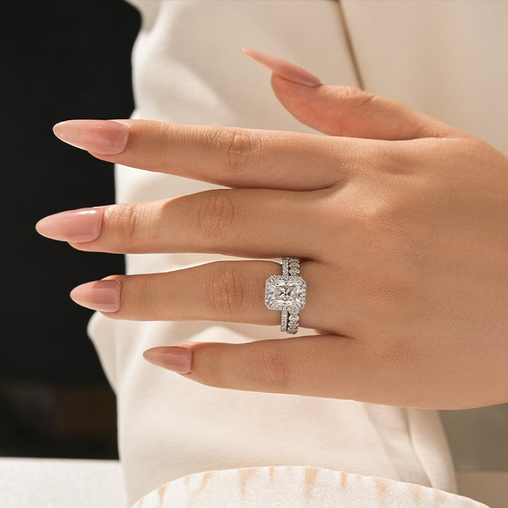 Moissanite 3.0Ct Halo Radiant Cut White Gold Wedding Ring with Oval Cut Wedding Band