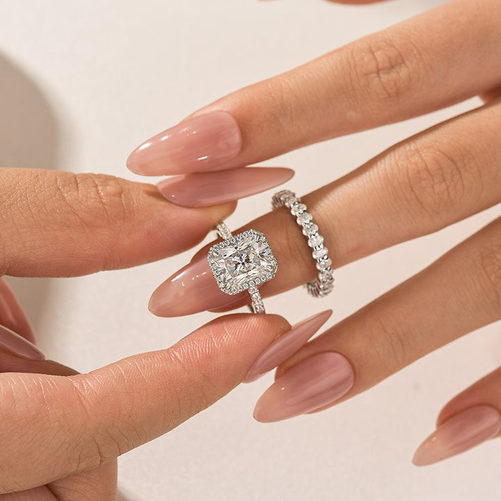 Moissanite 3.0Ct Halo Radiant Cut White Gold Wedding Ring with Oval Cut Wedding Band