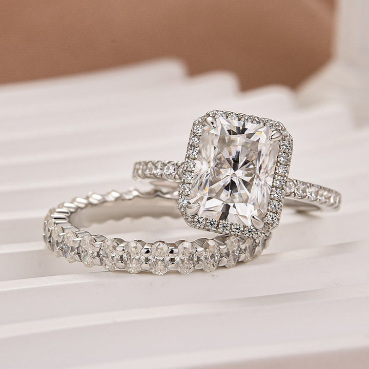 Moissanite 3.0Ct Halo Radiant Cut White Gold Wedding Ring with Oval Cut Wedding Band