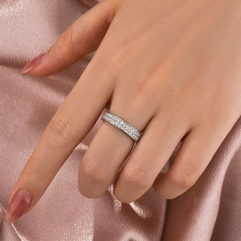 Half 1.0 Ct Round Cut Moissanite Wide Wedding Band In Sterling Silver