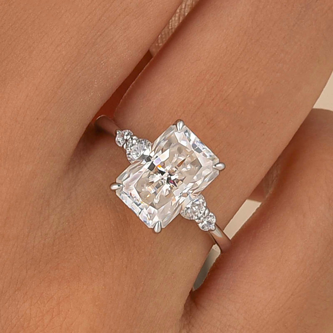 Moissanite 3.5Ct Radiant Side Stone Long-time Wearable Ring For Travel In Sterling Silver