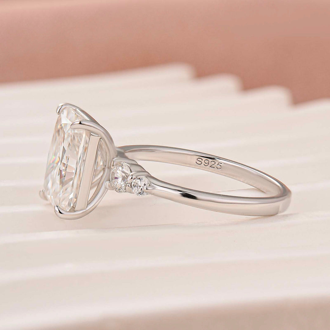 Moissanite 3.5Ct Radiant Side Stone Long-time Wearable Ring For Travel In Sterling Silver