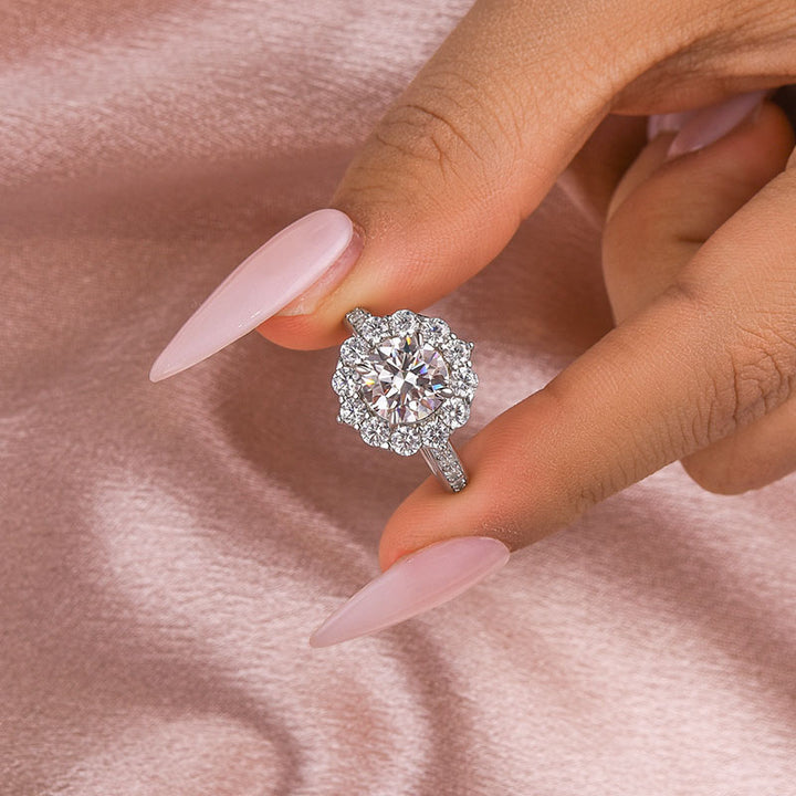 Rodiffy Moissanite 2.0Ct Round Cut White Gold Travel Promise Ring
