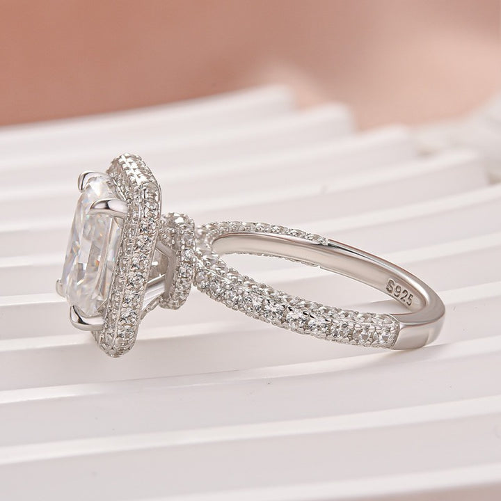 Moissanite 3.5Ct Radiant Cut Halo Engagement Ring In Sterling Silver