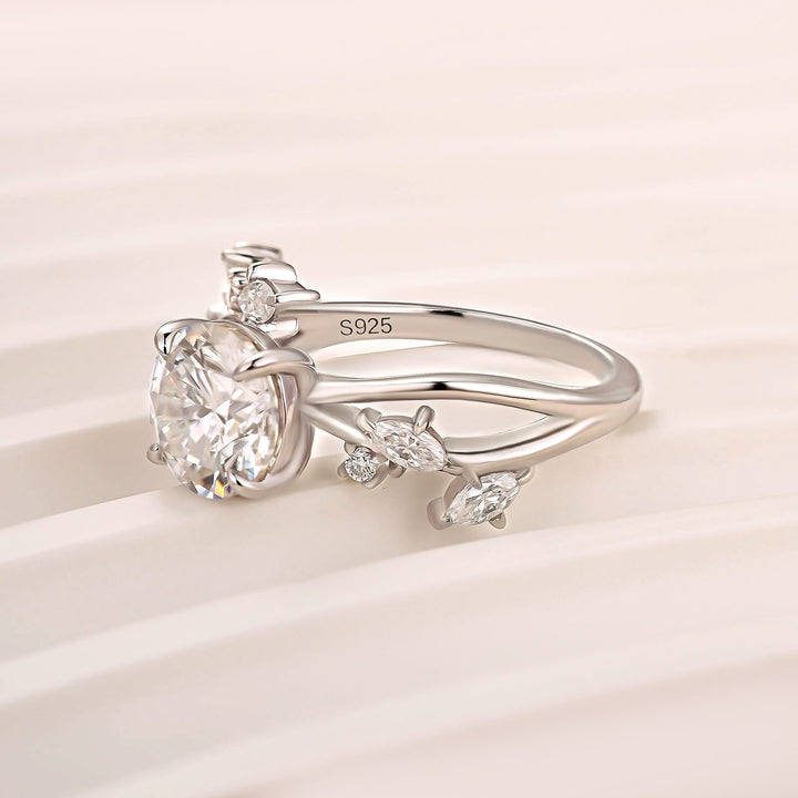 2.0Ct Round Moissanite Nature-Inspired Engagement Ring With Open Split Shank