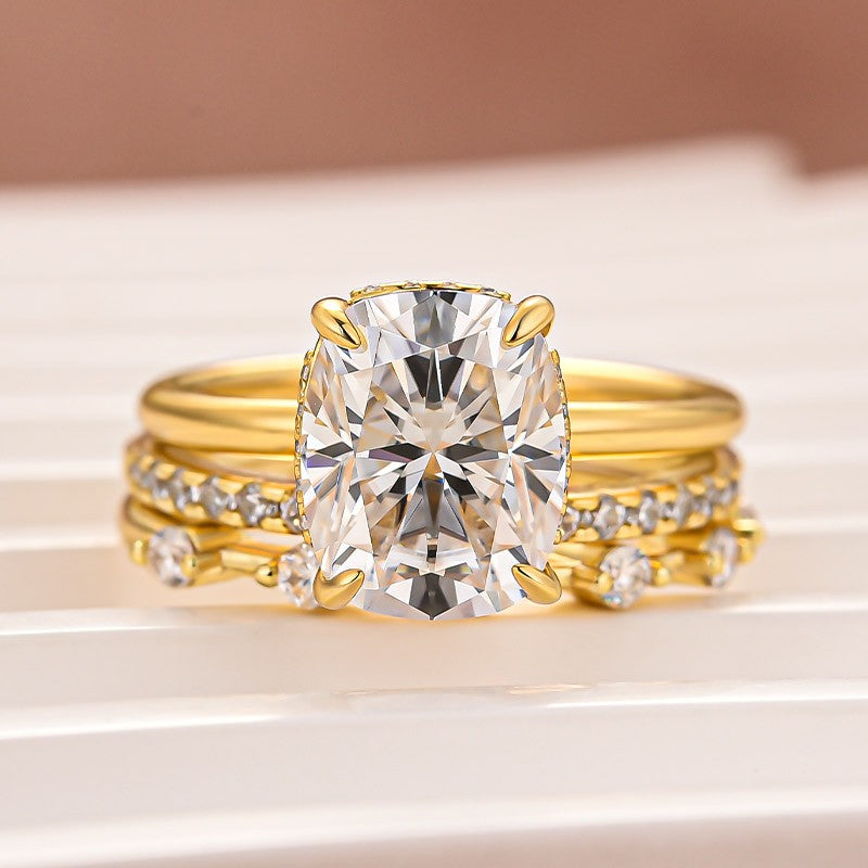 Moissanite 4.0Ct Cushion Cut Solitaire Yellow Gold 3PC Wedding Ring Set