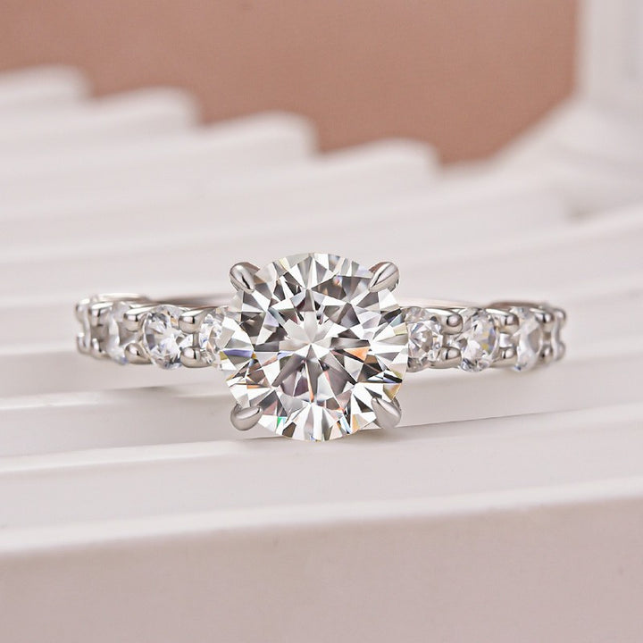 Rodiffy Moissanite 2.0Ct Round White Gold White/Green Stone Engagement Ring
