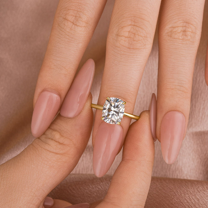 Rodiffy Moissanite 2.5Ct~4.0 Ct Cushion Cut Yellow Gold Engagement Ring