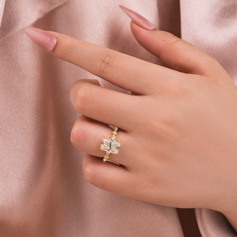 Moissanite 3.5 Ct Radiant Cut Yellow Gold Travel Ring For Women