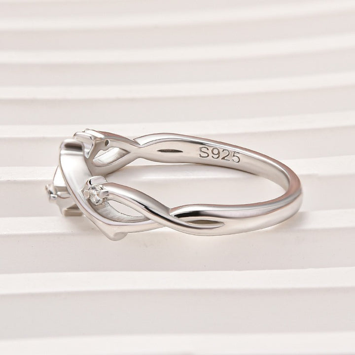Moissanite Twig Round Cut White Gold Travel Ring In Sterling Silver