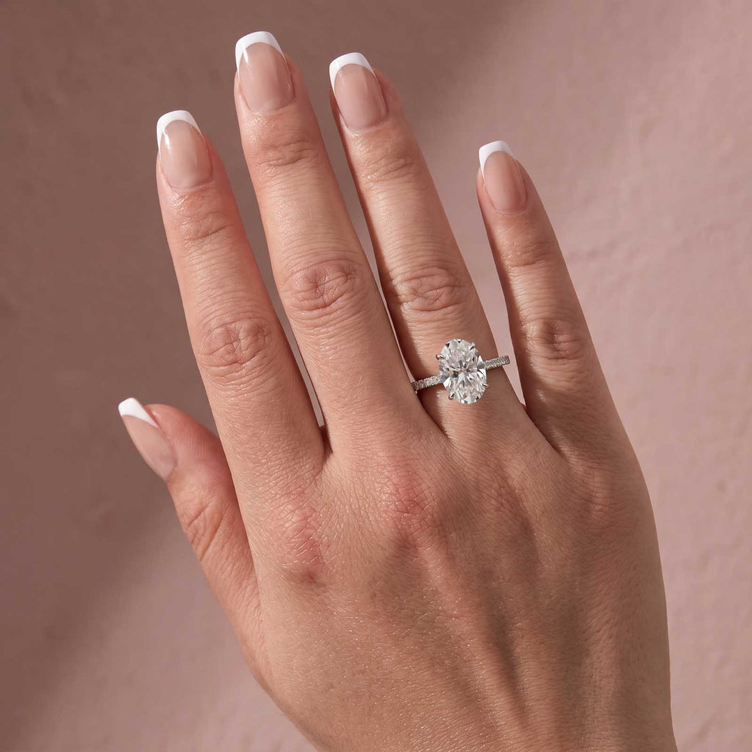 Rodiffy Moissanite 2.0 Ct~5.5 Ct Pavé Oval Cut Engagement Rings For Women