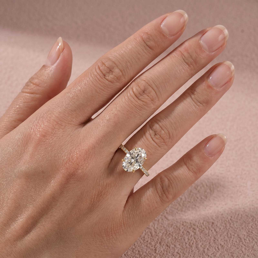 Moissanite 2.0 Ct ~5.5 Ct Oval Cut Pavé Yellow Gold Engagement Ring For Women