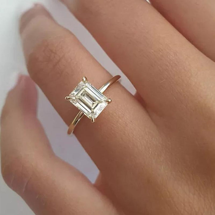 Rodiffy Moissanite 2.0Ct/3.5 Ct Emerald Cut Solitaire Engagement Ring For Her