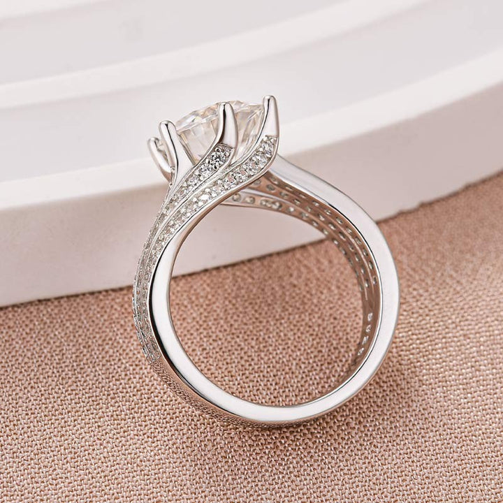 Moissanite 3.0 Ct Round Cut Twist White Gold Promise Ring