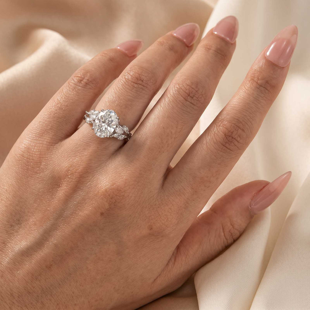 S925 Vintage Moissanite 3.0Ct Oval Cut Side Stone Twist Engagement Ring in 18K White Gold Sterling Silver