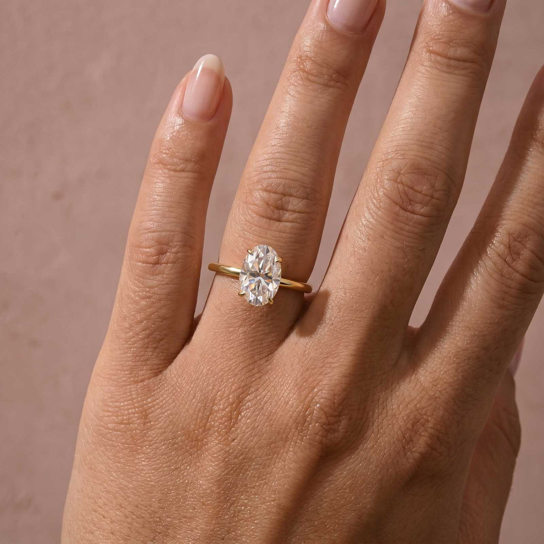 Rodiffy Moissanite 2.0 Ct ～5.5 Ct Oval Cut Yellow Gold Promise Ring For Women