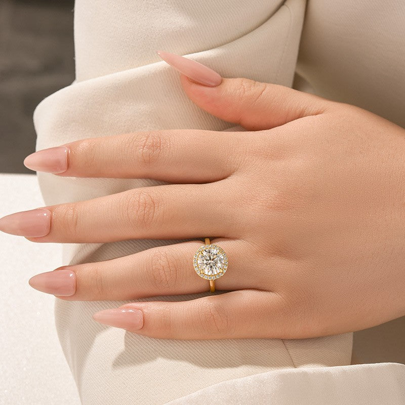 Moissanite Classic 3.0Ct Round Cut Halo Engagement Ring In Sterling Silver