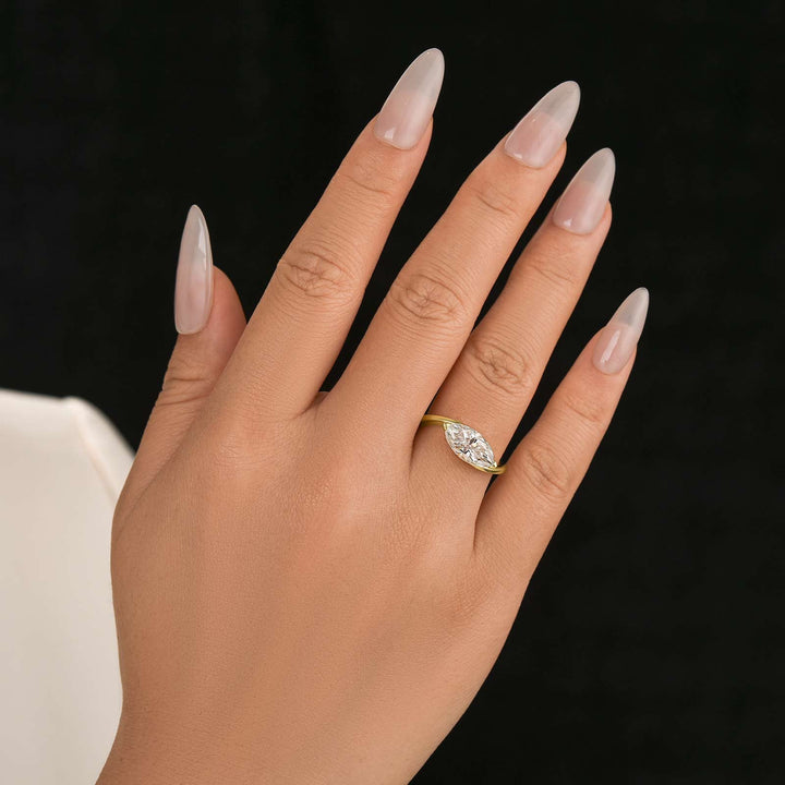 Moissanite 2.0Ct Yellow Gold East-West Marquise Cut Curve Band Engagement Ring