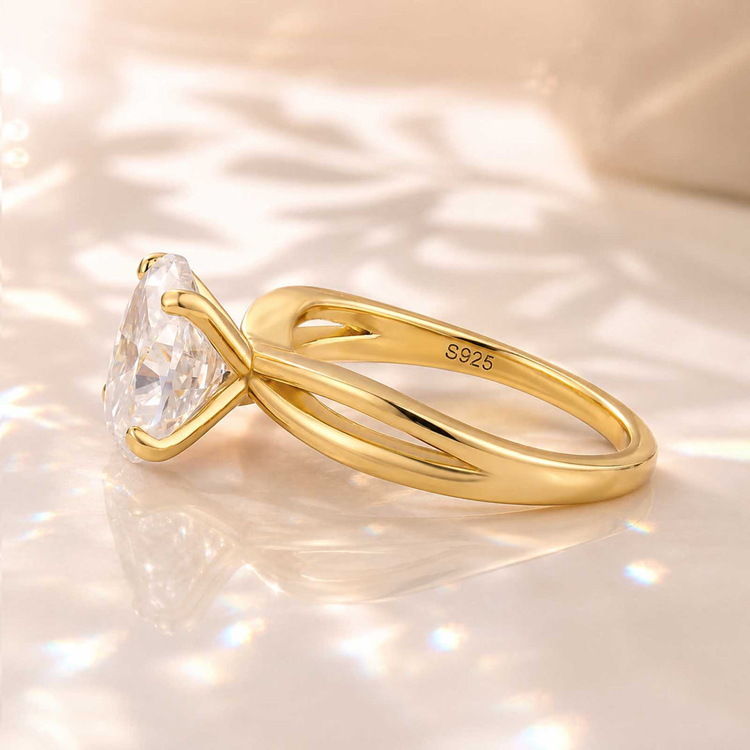 S925 Moissanite 2.5Ct Oval Cut Twist Split Shank 18K Yellow Gold Plated Engagement Ring