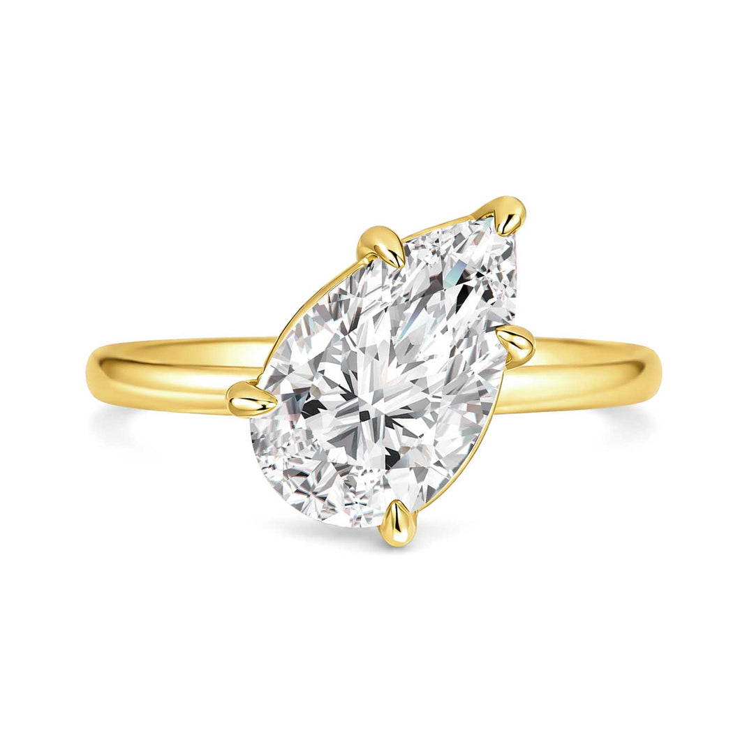 Moissanite 2.8Ct Pear Cut Solitaire Five‑Prong Travel Promise Ring For Women