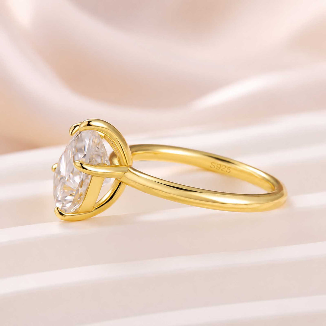Moissanite 2.8Ct Pear Cut Solitaire Five‑Prong Travel Promise Ring For Women