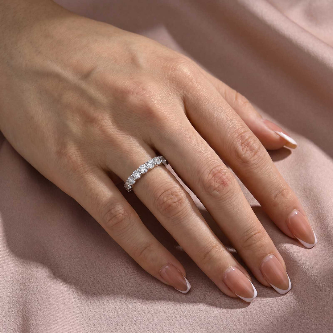 Rodiffy Moissanite 0.7Ct Round Cut White Gold Women's Wedding Band