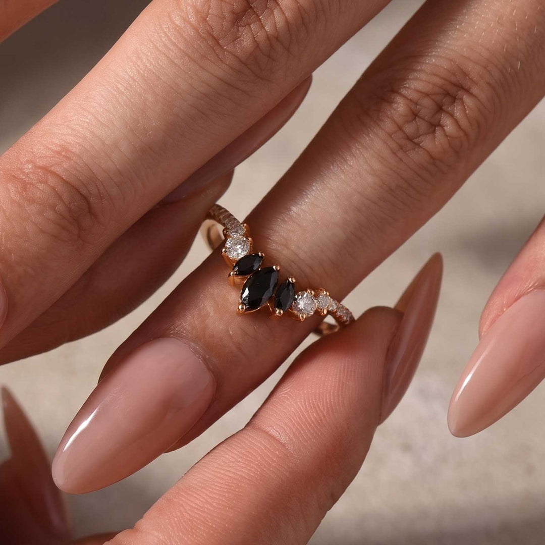S925 Moissanite 0.7Ct V‑Shape Marquise Black Stone & White Side Stones Stackable Travel Ring For Women