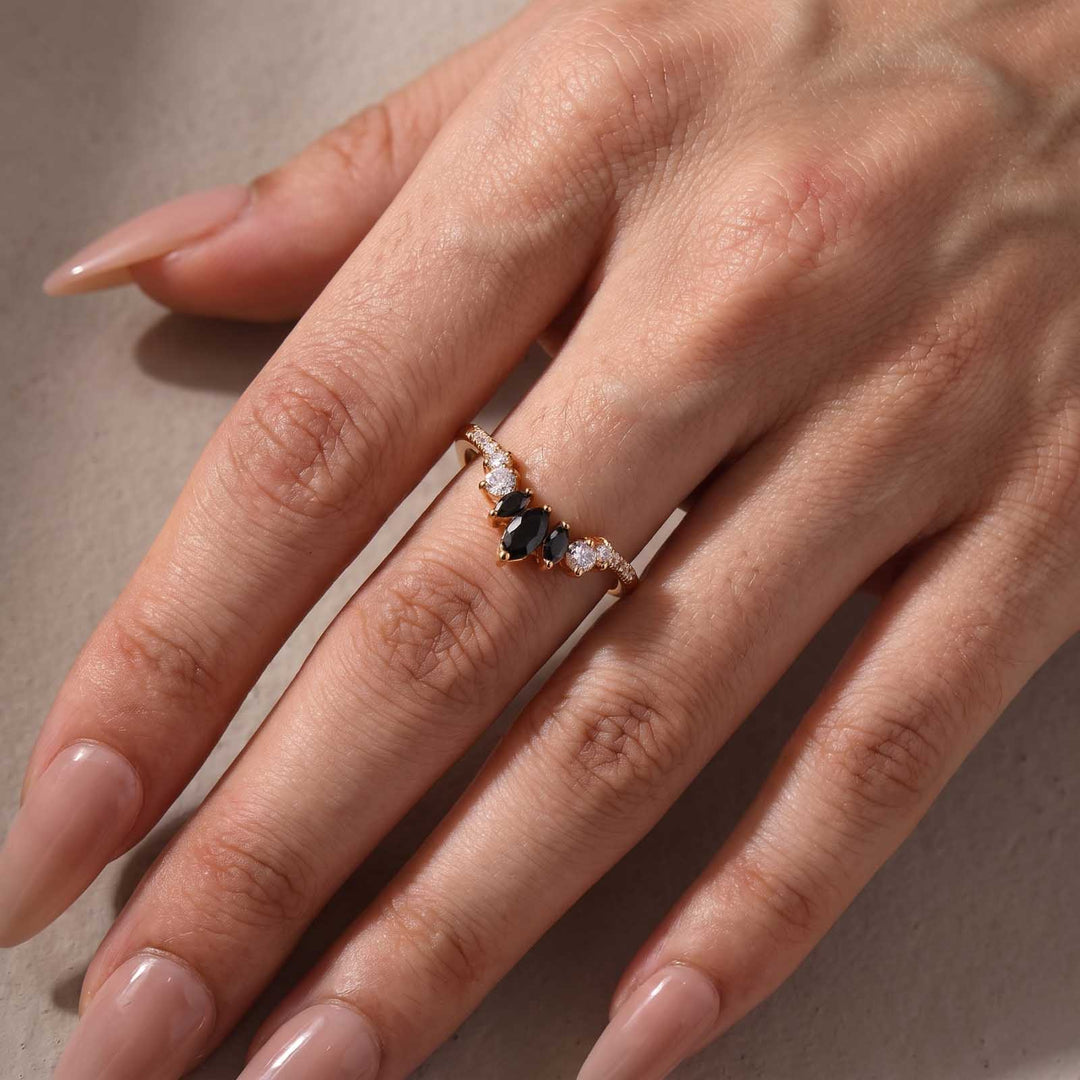 S925 Moissanite 0.7Ct V‑Shape Marquise Black Stone & White Side Stones Stackable Travel Ring For Women