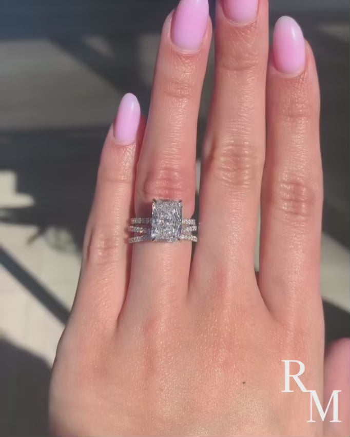 3.5 Ct Radiant Cut White Gold Moissanite Diamond Wedding Ring with Twist Band