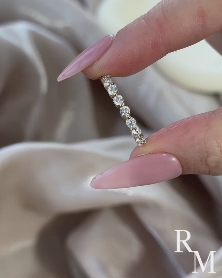Rodiffy Moissanite 1.0Ct ~1.5 Ct Round Cut 18K Gold Plated Stackable Anniversary Ring
