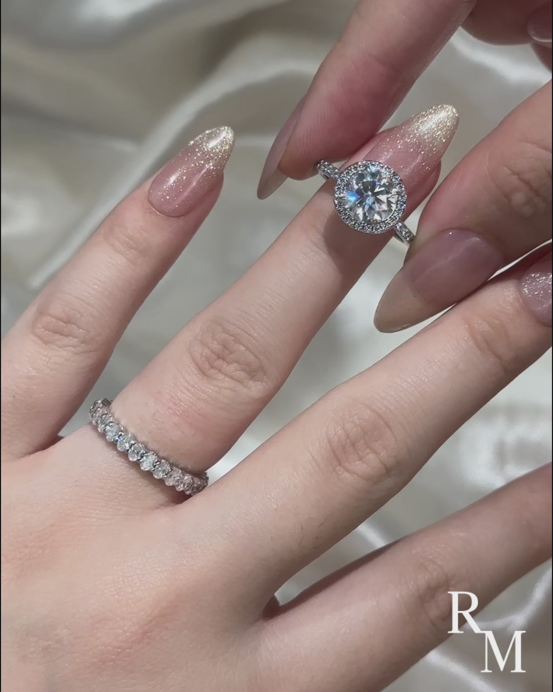 Rodiffy Moissanite 2.0 Ct Halo Round Cut White Gold Wedding Ring with Oval Cut Wedding Band