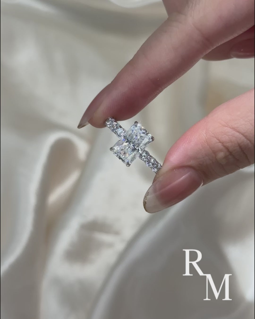 Moissanite 3.5 Ct Radiant Cut White Gold Engagement Ring For Women