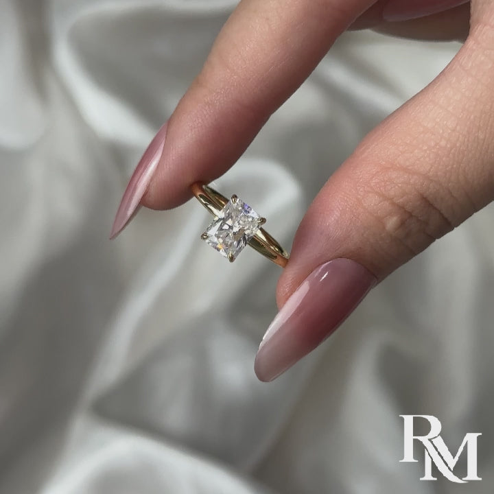 Rodiffy Moissanite 2.0Ct/3.5 Ct Emerald Cut Solitaire Engagement Ring For Her