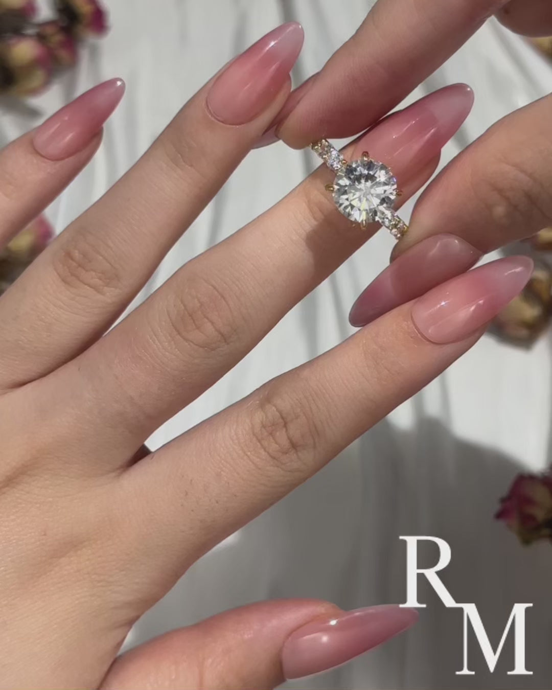 Rodiffy Moissanite 4.0 Ct Round Yellow Gold Engagement Ring