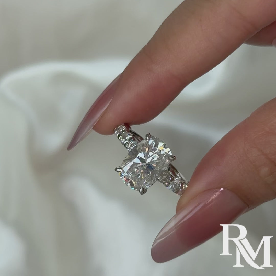 S925 Moissanite 4.5Ct Cushion Cut 18K White Gold Plated Elongated Stone Everyday Wearable Ring For Her