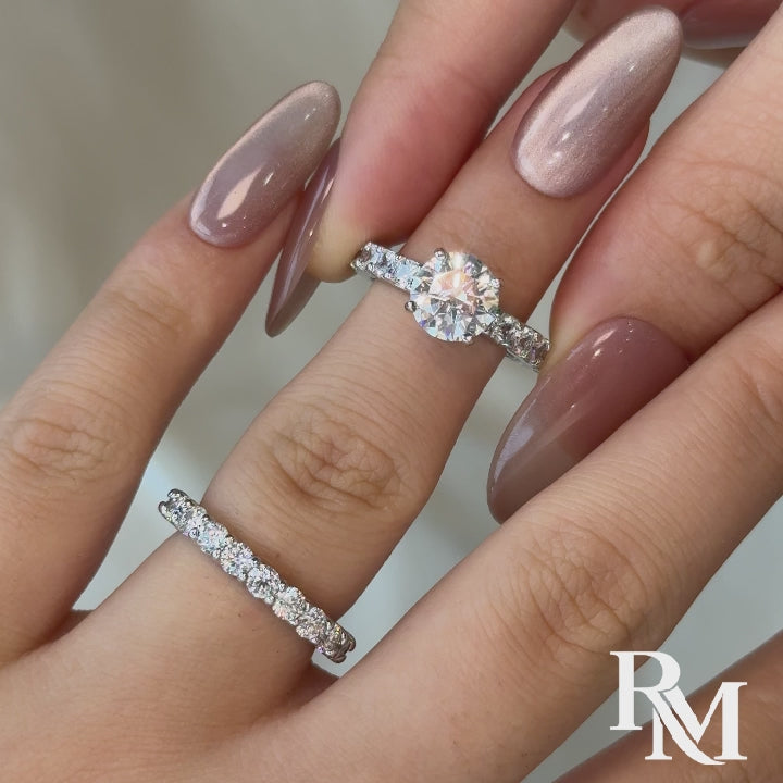 S925 Moissanite Side Stone 2.0Ct Round Cut Engagement Ring With 2.5Ct Full Eternity Band