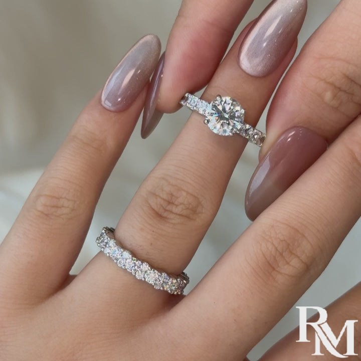 S925 Classic Moissanite 2.0Ct Round Cut Ring & 2.5Ct Stack Band Set